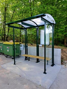 AP Tomazja vas z nalepko